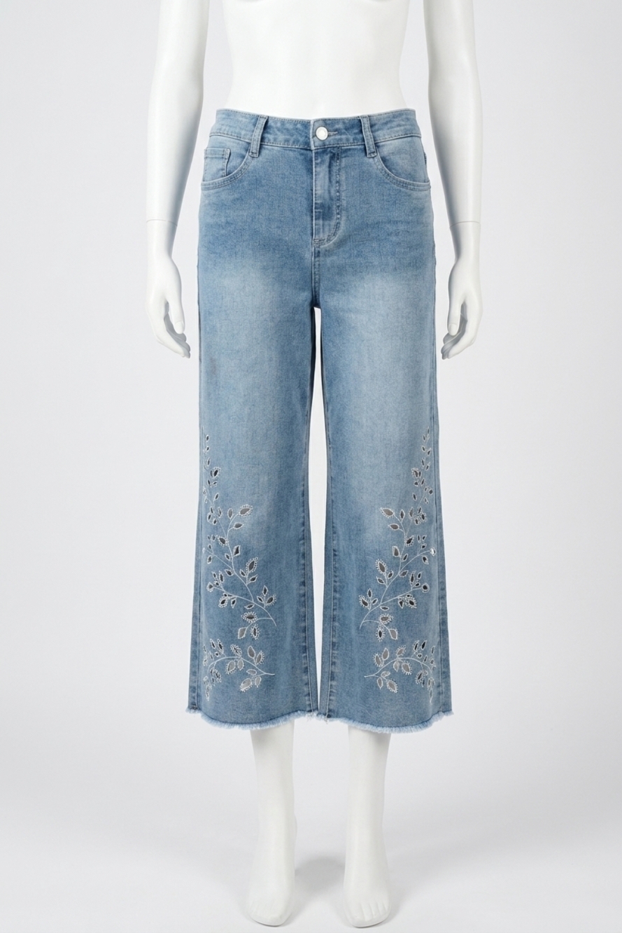 NEW JOSEPH RIBKOFF repreve denim wide leg crop jeans with embroidery in blue